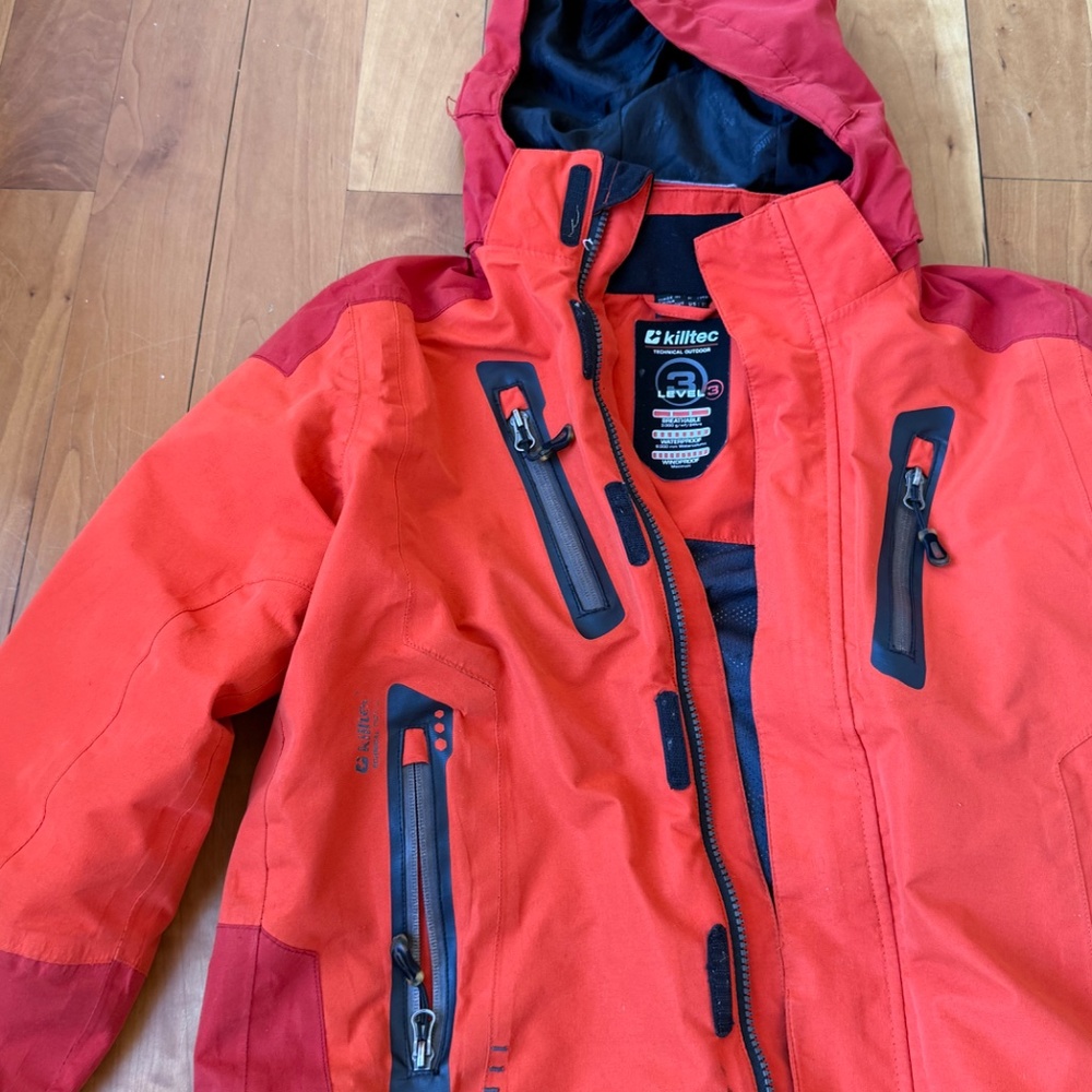 Boy size 10 outer shell - Picture 2 of 3